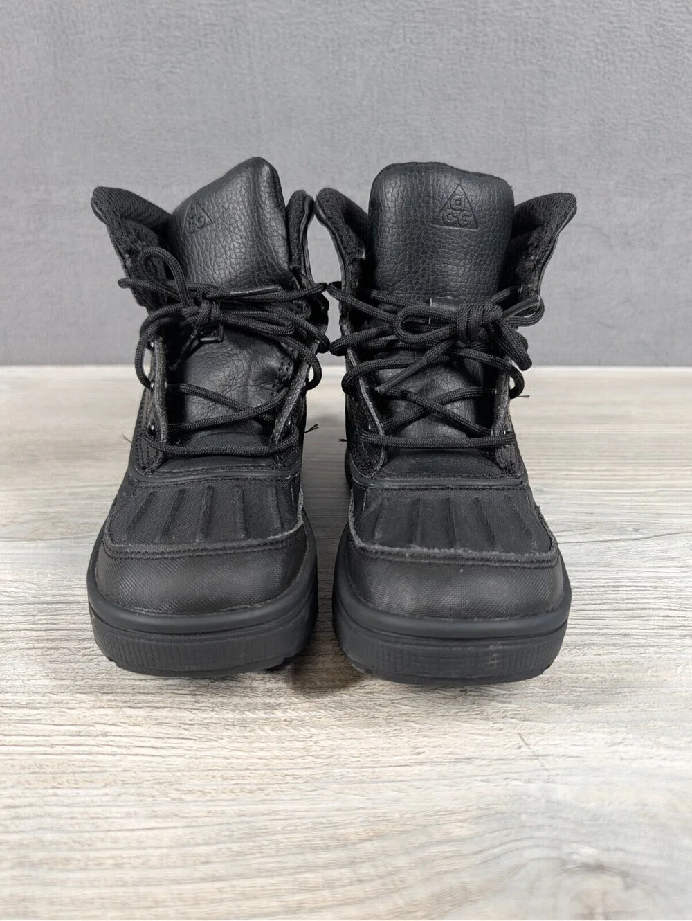 Nike ACG Kids 12C Black Woodside II Hiking Winter Boots Waterproof Leather Youth